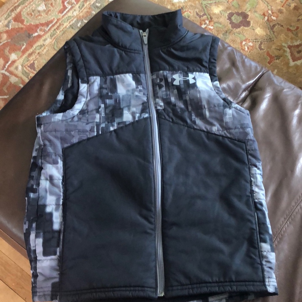 Under Armour boys vest